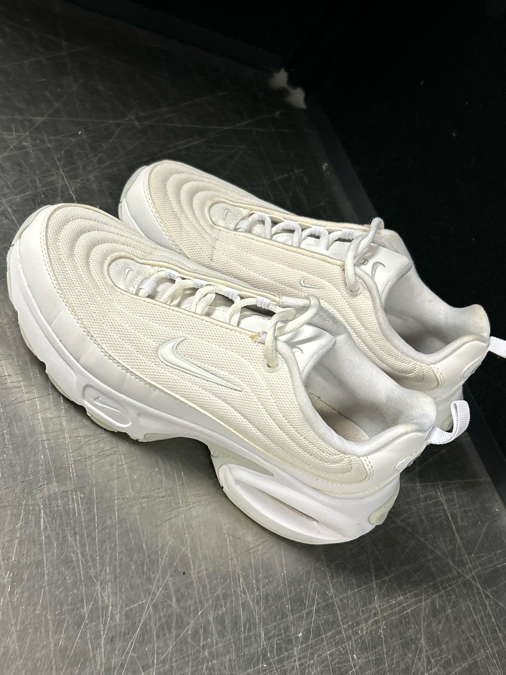 Nike Air Max Size 7.5 Women